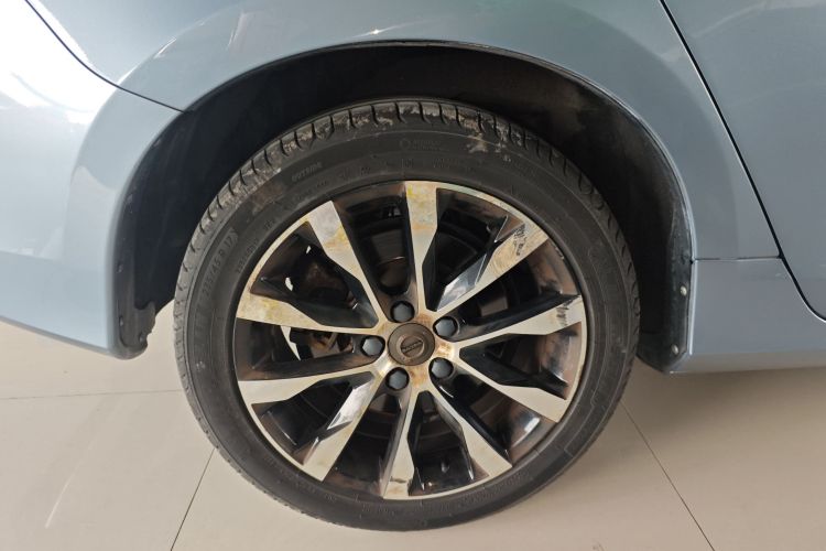 沃尔沃S60 2018款 S60L T3 智进进取版车身外观6008