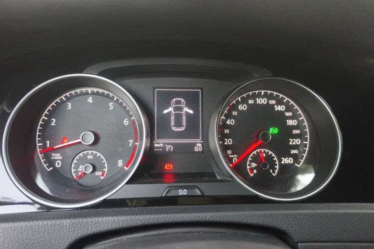 大众 高尔夫 2016款 1.4TSI 自动R-Line局部细节14