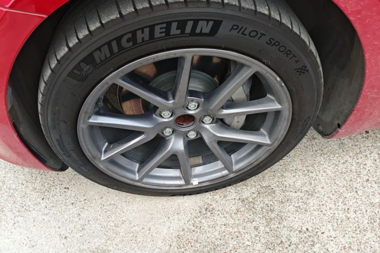 特斯拉 Model 3 2022款 后轮驱动版车身外观6007