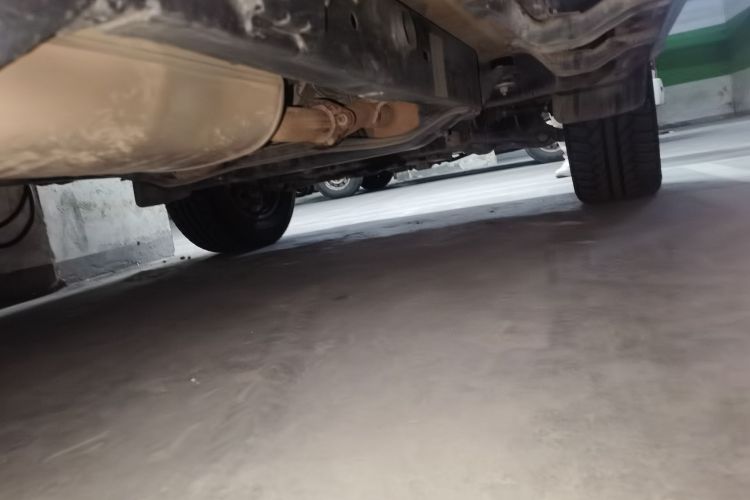 北京越野 北京BJ40 2023款 2.0T 自动四驱城市猎人版侠客型局部细节9002