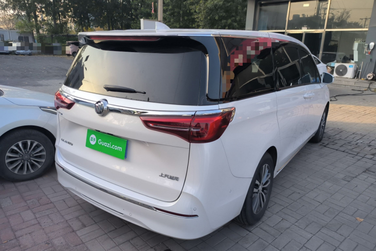 别克GL8 2023款 ES陆尊 尊享型车身外观7