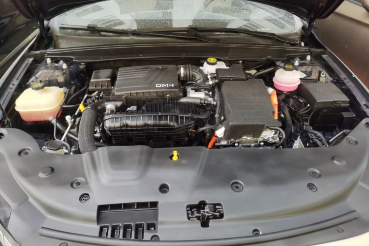 比亚迪 秦PLUS 2023款 冠军版 DM-i 55KM领先型局部细节24