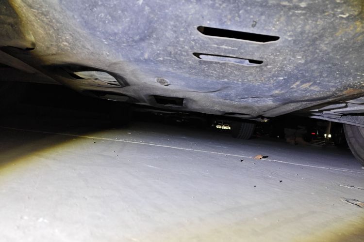 长安CS35PLUS 2021款 荣耀百万版 1.6L CVT精英版局部细节9008