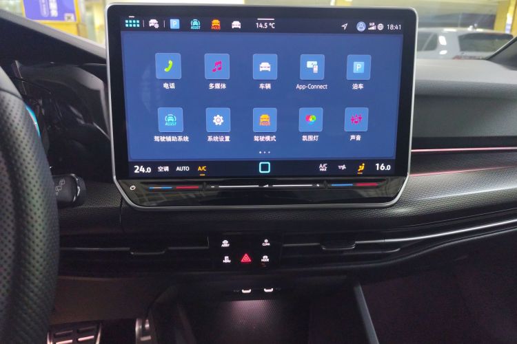 大众 高尔夫 2025款 300TSI R-Line中控内饰16