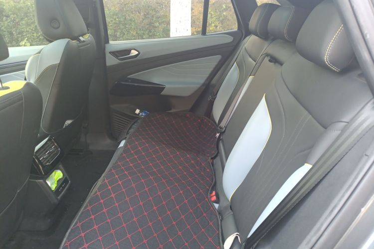 大众 ID.4 X 2023款 极智长续航版中控内饰21