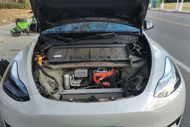 特斯拉 Model Y 2022款 改款 后轮驱动版局部细节24