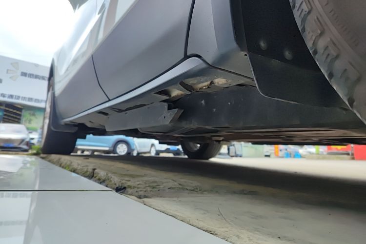 别克 昂科威 2018款 28T 四驱精英型机舱底盘30