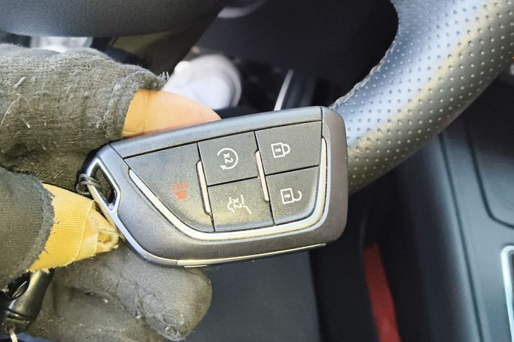 凯迪拉克XT4 2024款 28T 四驱豪华型中控内饰11