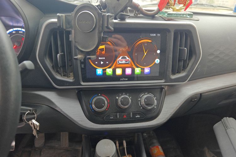 长安凯程 长安睿行M60 2023款 1.6L CNG舒适型客车6座中控内饰16