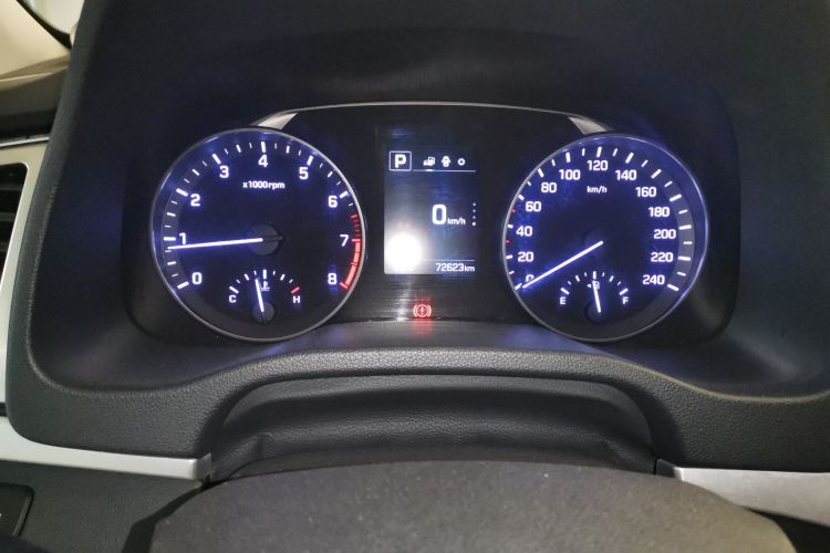 现代 领动 2016款 1.6L 自动智炫·精英型中控内饰14