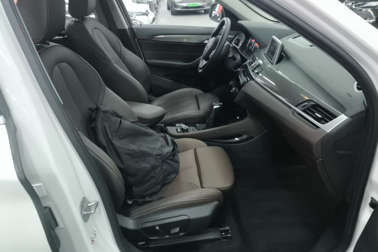 宝马X1 2019款 sDrive18Li 尊享型局部细节41