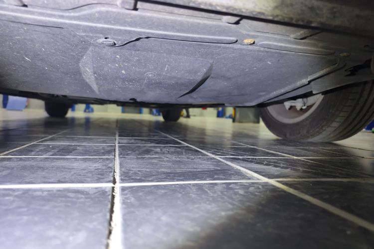 标致508 2015款 1.6THP 自动致臻版局部细节9008