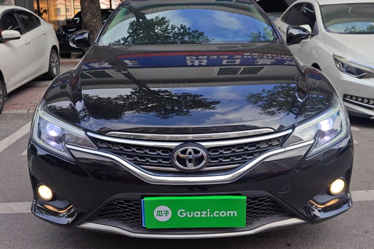 丰田 锐志 2013款 2.5V 尊锐版车身外观2