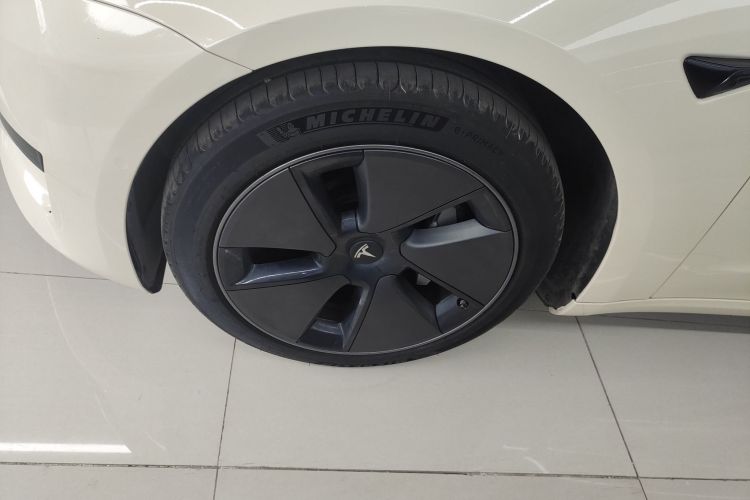 特斯拉 Model 3 2022款 后轮驱动版车身外观6007