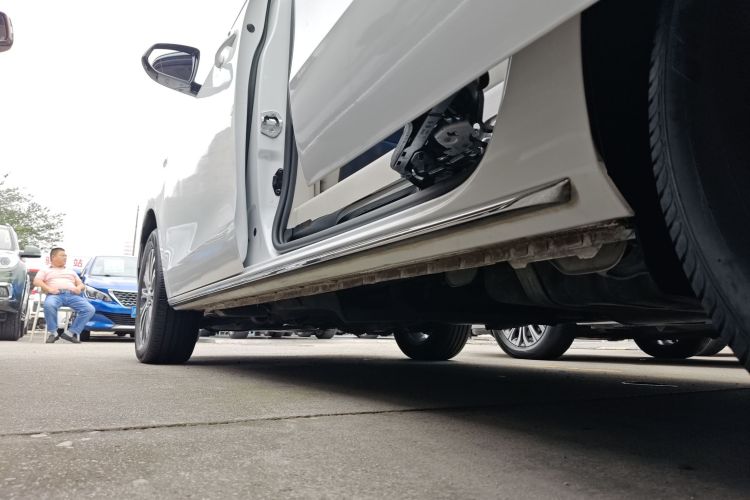 别克GL8 2023款 陆上公务舱 舒适型局部细节9002