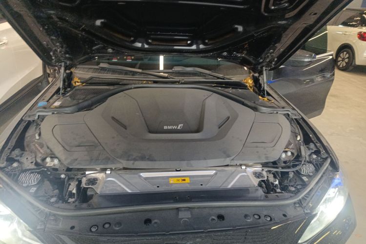 宝马i4 2023款 eDrive35局部细节24