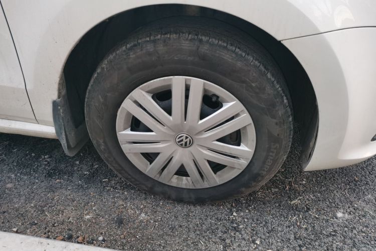 大众 Polo 2016款 1.4L 手动风尚型车身外观10