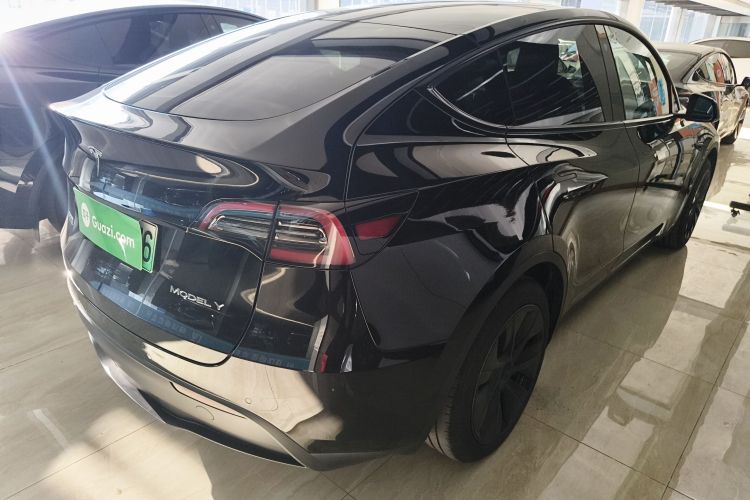 特斯拉 Model Y 2023款 后轮驱动版车身外观7