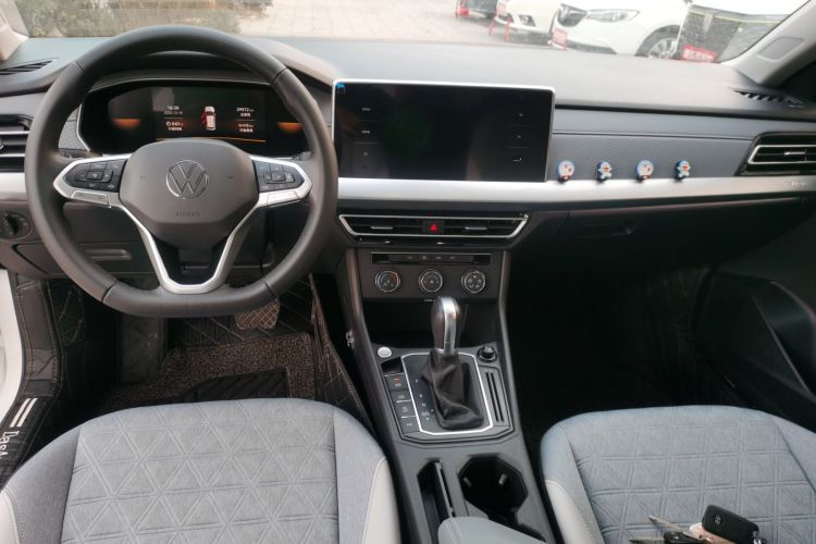 大众 朗逸 2023款 300TSI DSG满逸版中控内饰12