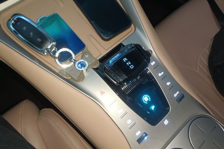 腾势N7 2023款 超长续航版局部细节18