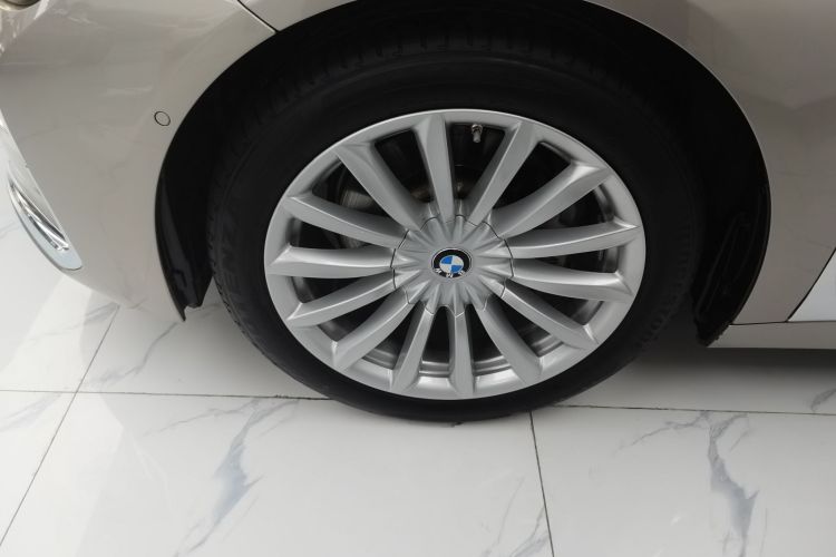 宝马7系 2019款 730Li 豪华套装车身外观6007