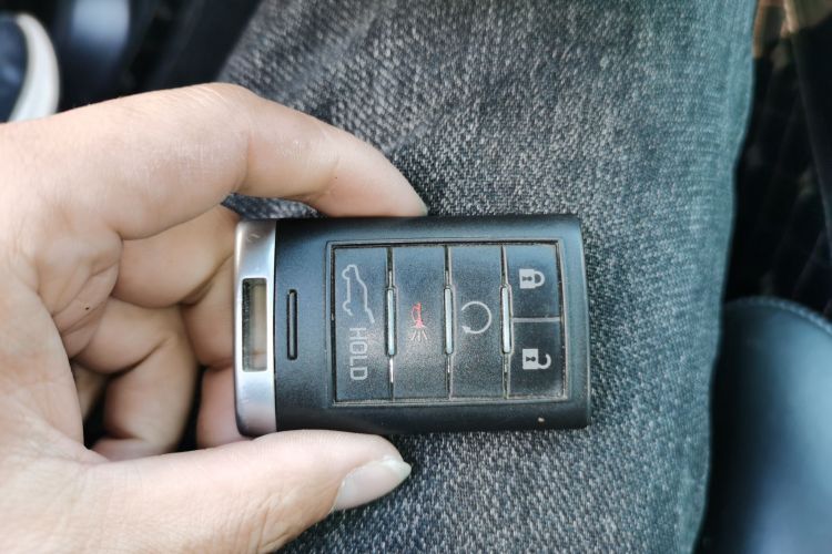 凯迪拉克SRX 2014款 3.0L 豪华型中控内饰11