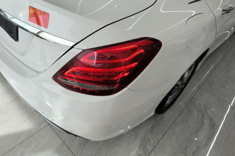 奔驰C级 2018款 C 180 L 时尚型运动版车身外观6006