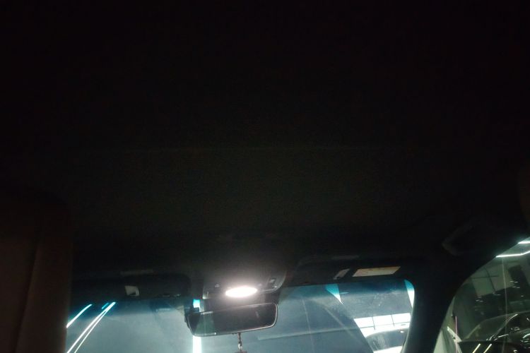 雷克萨斯ES 2025款 300h 臻享版局部细节22