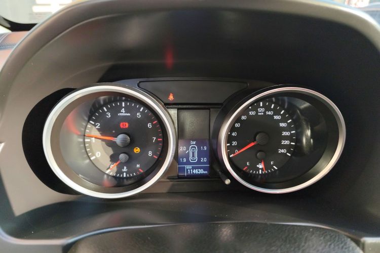 哈弗H6 2017款 蓝标 运动版 1.5T 手动两驱精英型中控内饰14