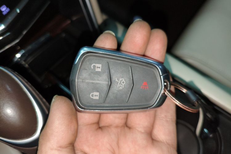 凯迪拉克XTS 2016款 28T 技术型中控内饰7001