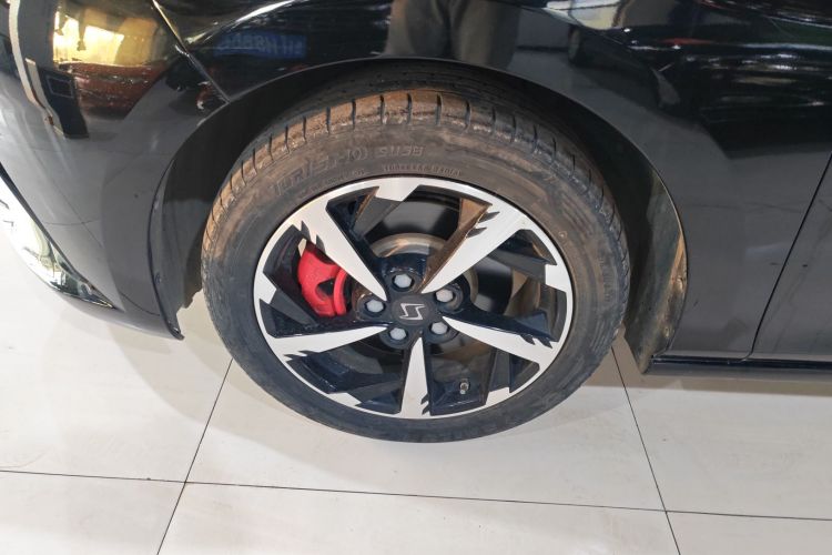 思皓A5 2022款 1.5T CVT青春版车身外观6007