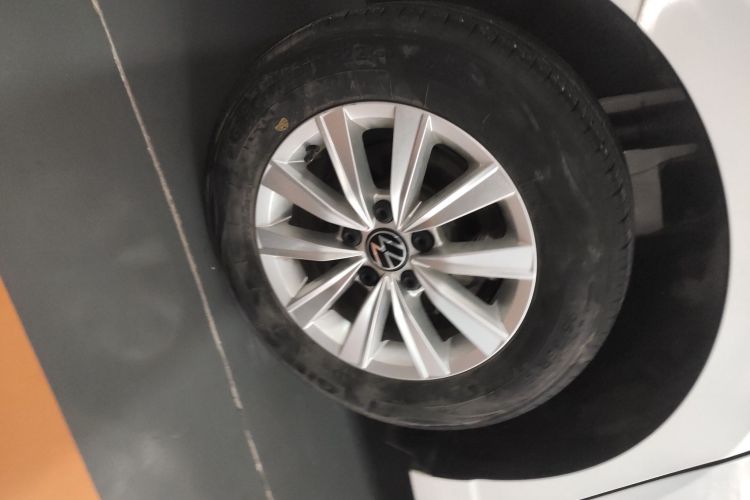 大众 朗逸 2023款 1.5L 自动得逸版车身外观6008