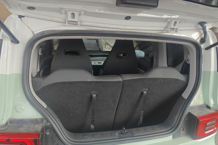 五菱汽车 宏光MINIEV 2022款 马卡龙臻享款 磷酸铁锂机舱底盘23