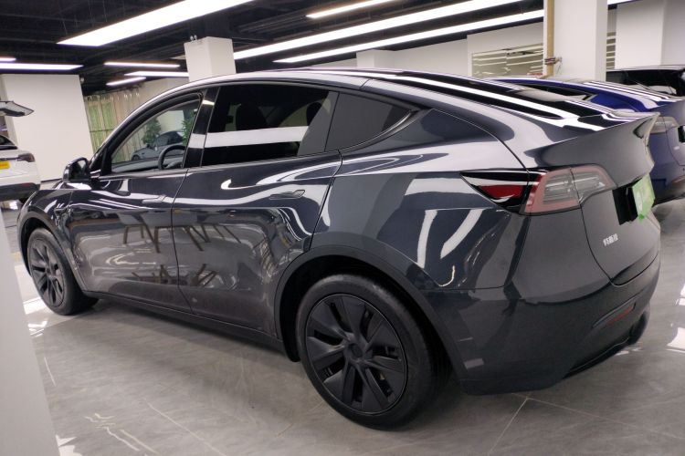 特斯拉 Model Y 2024款 后轮驱动版车身外观6003
