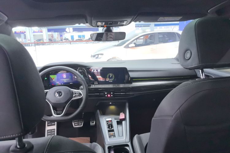 大众 高尔夫 2023款 改款 280TSI DSG R-Line Lite中控内饰22