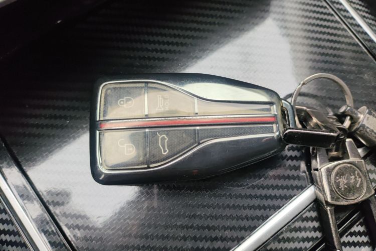 红旗HS5 2022款 2.0T 智联旗享四驱版中控内饰11