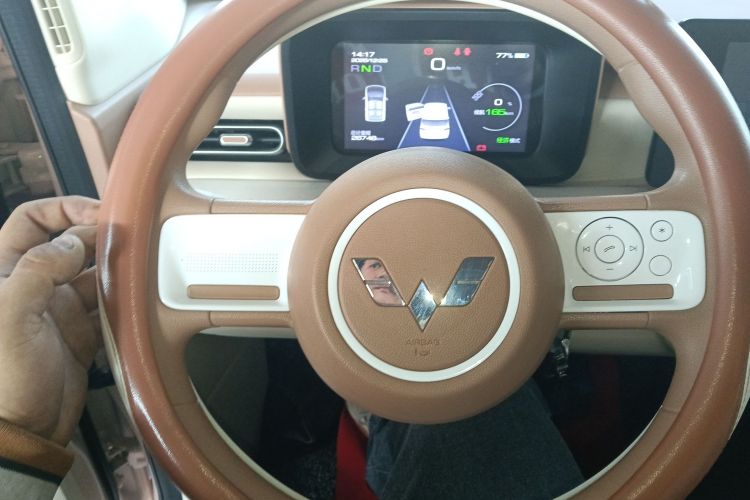 五菱汽车 宏光MINIEV 2024款 第三代 215km 进阶版中控内饰13