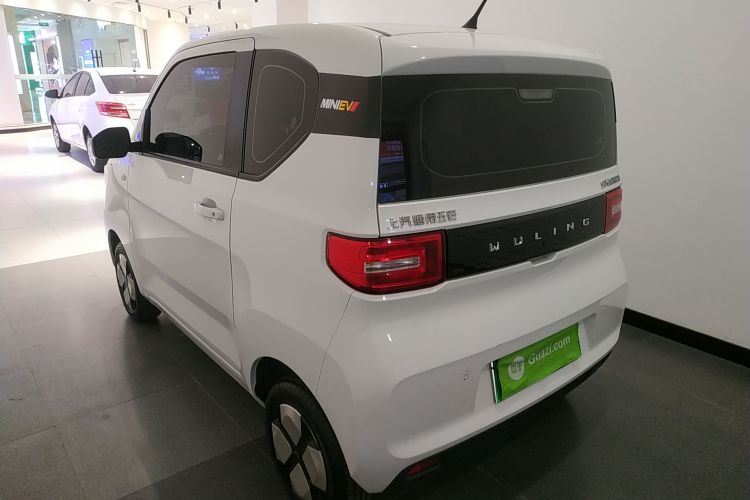 五菱汽车 宏光MINIEV 2022款 自在款 磷酸铁锂车身外观4