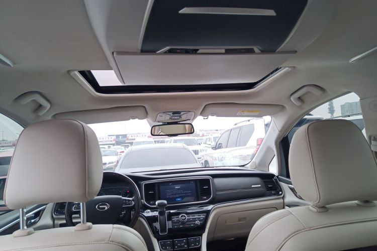 广汽传祺 传祺M8 2018款 320T 尊贵版局部细节22