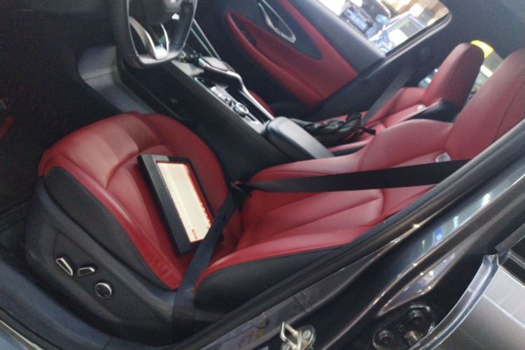 长安UNI-T 2020款 1.5T 旗舰型局部细节19