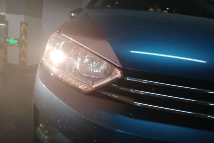 大众 高尔夫·嘉旅 2016款 280TSI 自动豪华型车身外观8