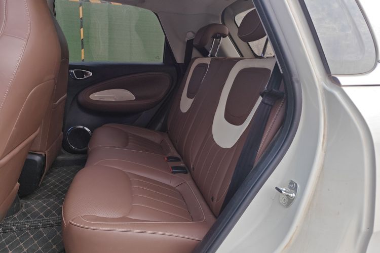 五菱汽车 五菱缤果 2024款 333km 悦享款中控内饰21