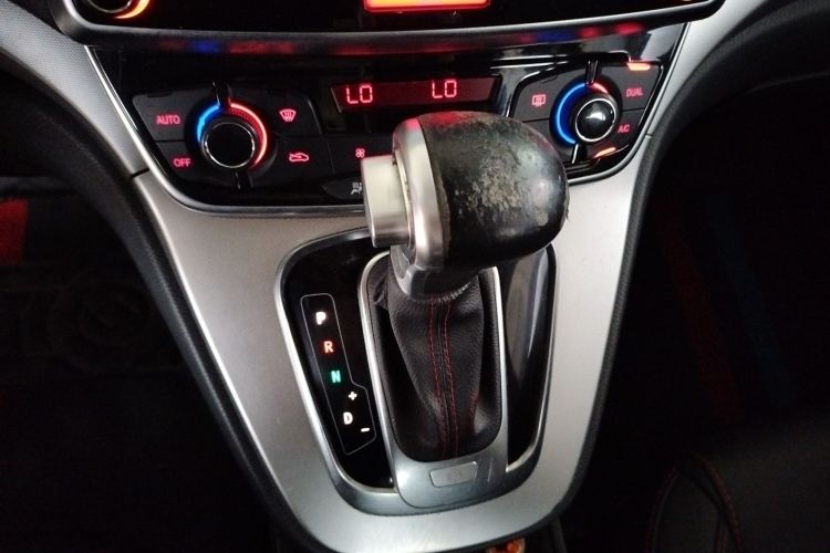 哈弗H6 2017款 蓝标 运动版 1.5T 自动两驱豪华型局部细节18