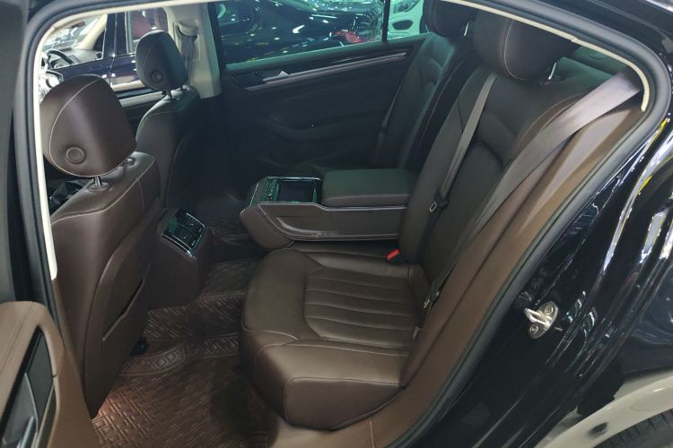 大众 辉昂 2021款 380TSI 豪华版中控内饰7004