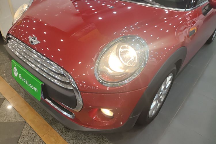 MINI 2016款 1.2T ONE 先锋派 五门版局部细节36