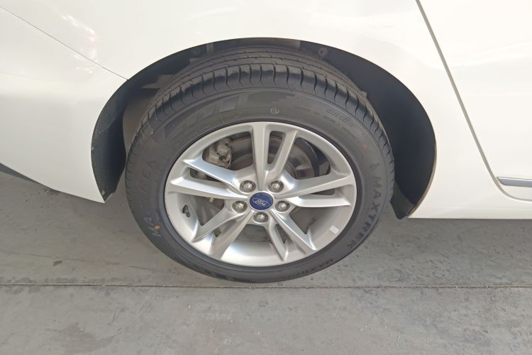 福特 福睿斯 2019款 改款 1.5L 自动悦享型 国VI车身外观6008