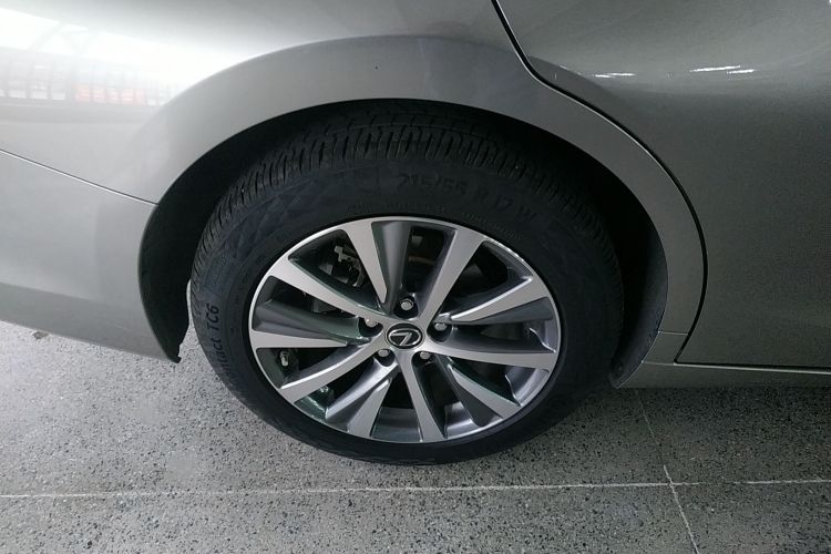 雷克萨斯ES 2020款 200 卓越版车身外观6008