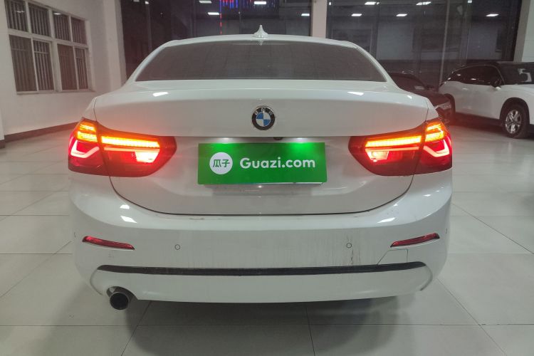 宝马1系 2018款 改款 118i 运动型车身外观6