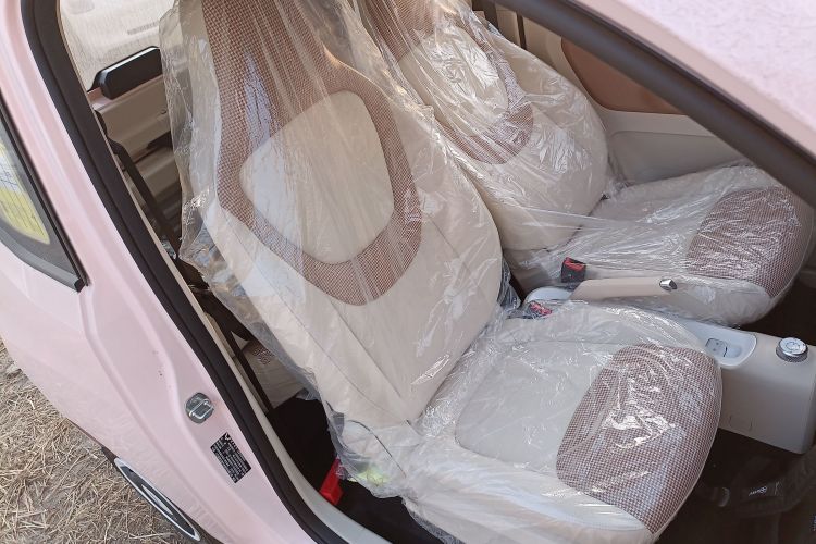 五菱汽车 宏光MINIEV 2024款 第三代 215km 青春版局部细节41