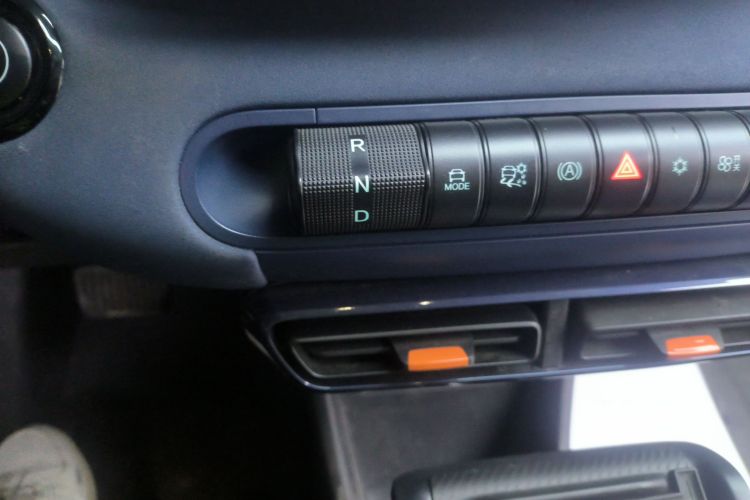 比亚迪 海鸥 2024款 荣耀版 305km 活力版中控内饰18